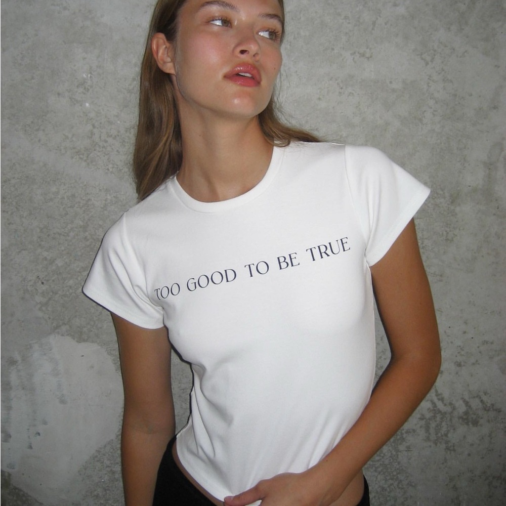 With Jean too good to be true tee size S